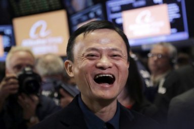 Основатель Alibaba за день почти полностью "отыграл" рекордный штраф в Китае