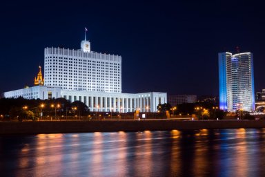 Госдума приняла в I чтении законопроект о праве РФ на "золотую акцию"