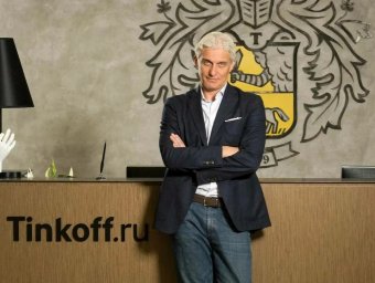 РБК: Олег Тиньков ведет переговоры о продаже своей доли в "Тинькофф"