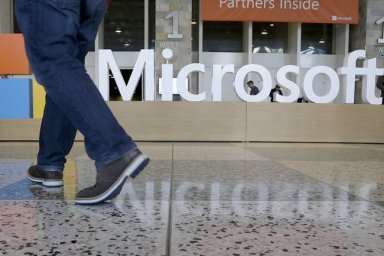 Microsoft планирует купить Discord