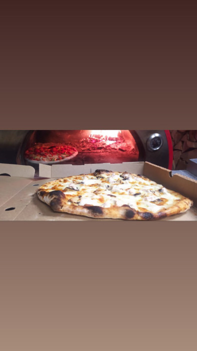 Неаполитанская пиццерия Pizza Napoli 9
